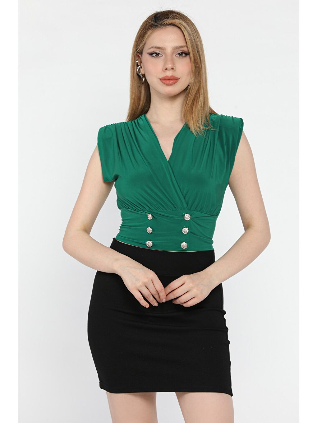 Yeşil Kadın Kruvaze Yaka Düğme Detaylı Pileli Bluz-1