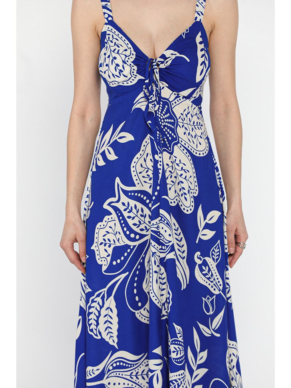 Mavi Kadın İp Askılı Dolgulu Viskon Elbise-3