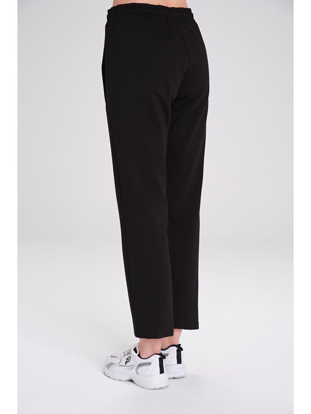 Active Pamuklu Boru Paça Siyah Spor Pantolonu Eşofman Altı Act-4-3