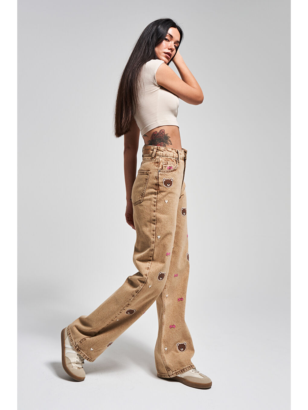 Kadın Kahverengi 3s5-76 Ayıcık Nakışlı Straight Fit Yüksek Bel İç Boy 80cm Tasarım Denim Jean-3