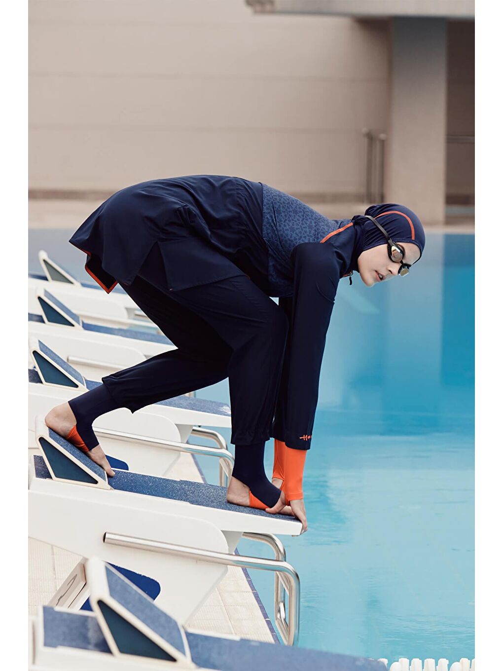 Performans Serisi Lacivert Esnek Dokuma 6 Parça Tam Tesettür Mayo Takımı H-Per50 2010-1