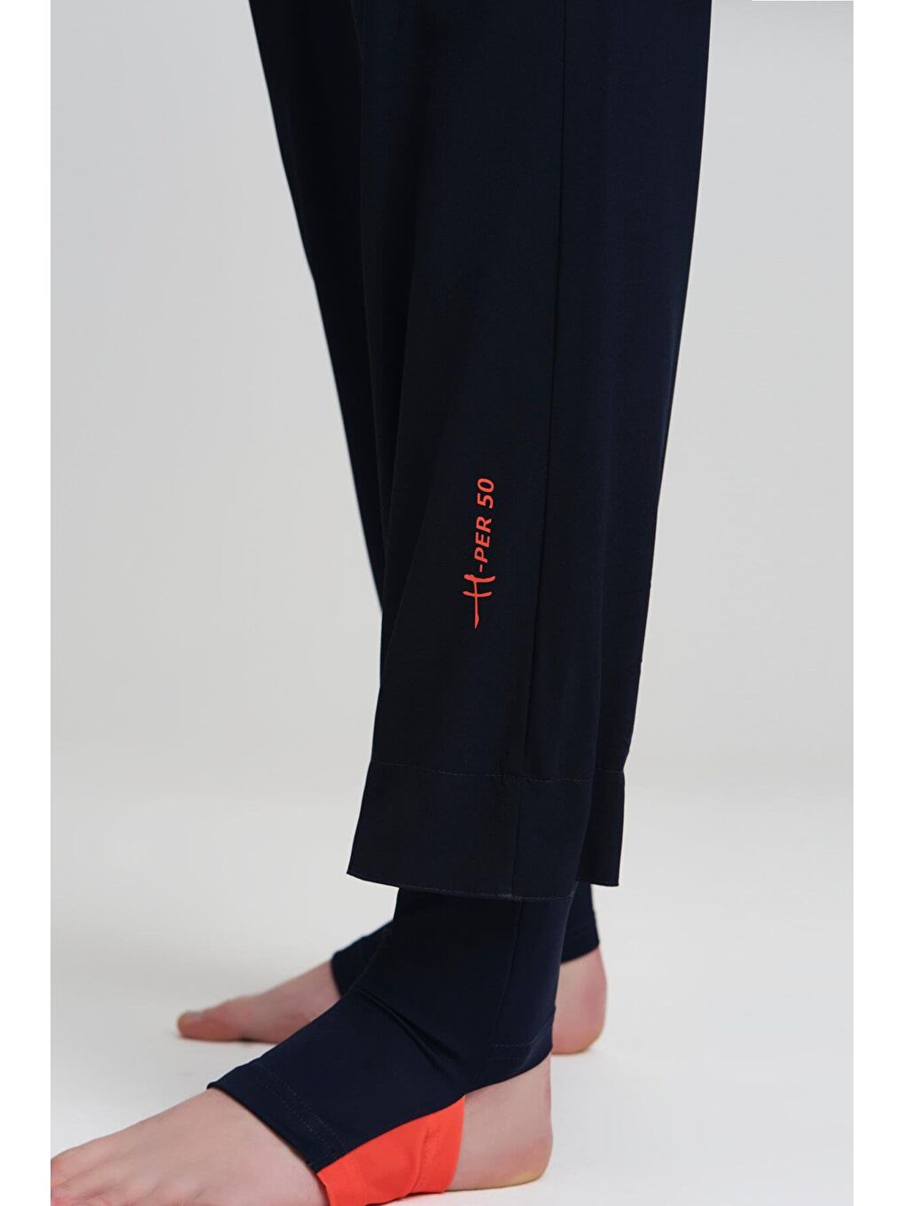 Performans Serisi Lacivert Esnek Dokuma 6 Parça Tam Tesettür Mayo Takımı H-Per50 2010-7