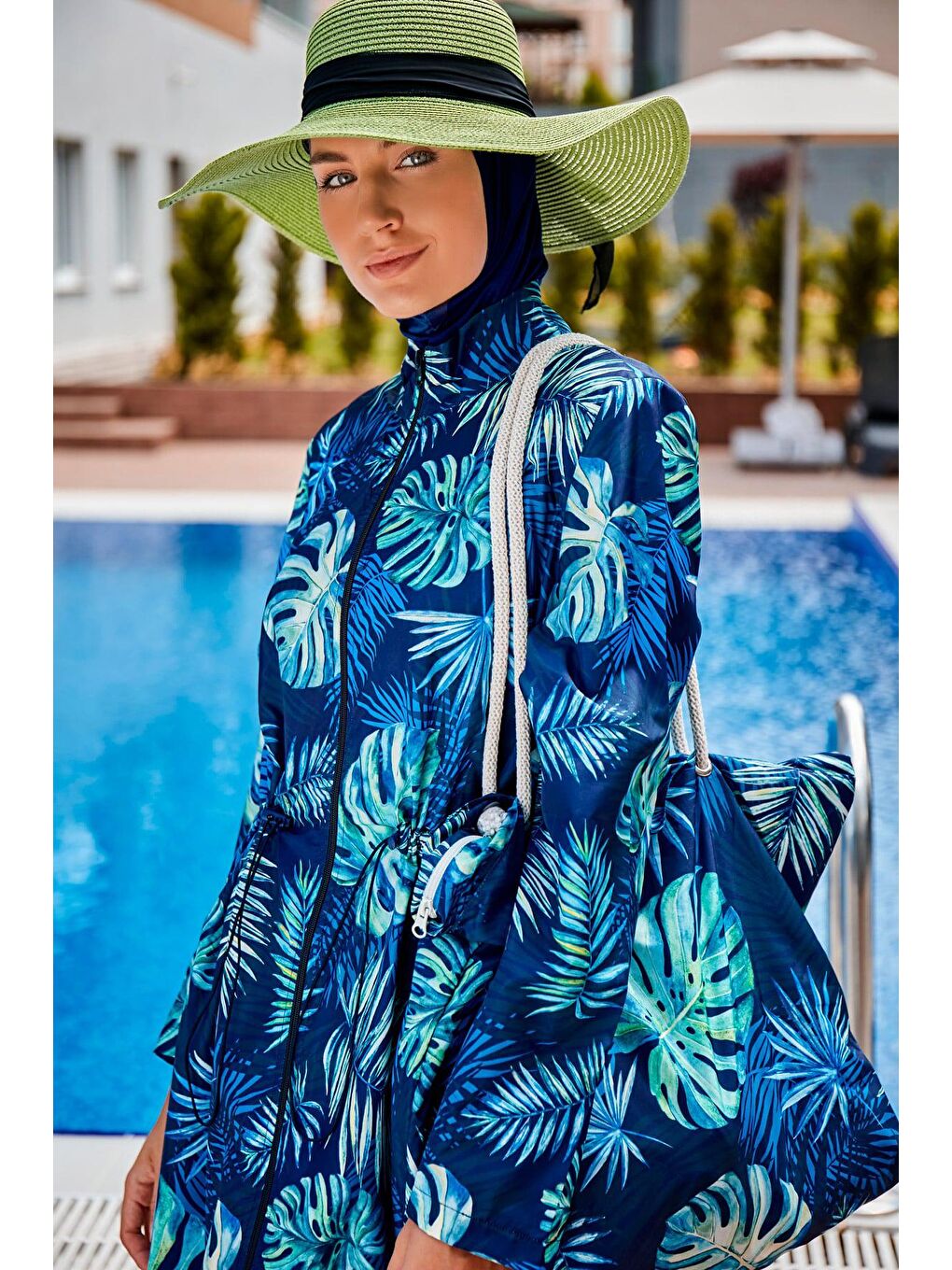 Lacivert Desenli Tam Kapalı Tesettür Mayo R2311