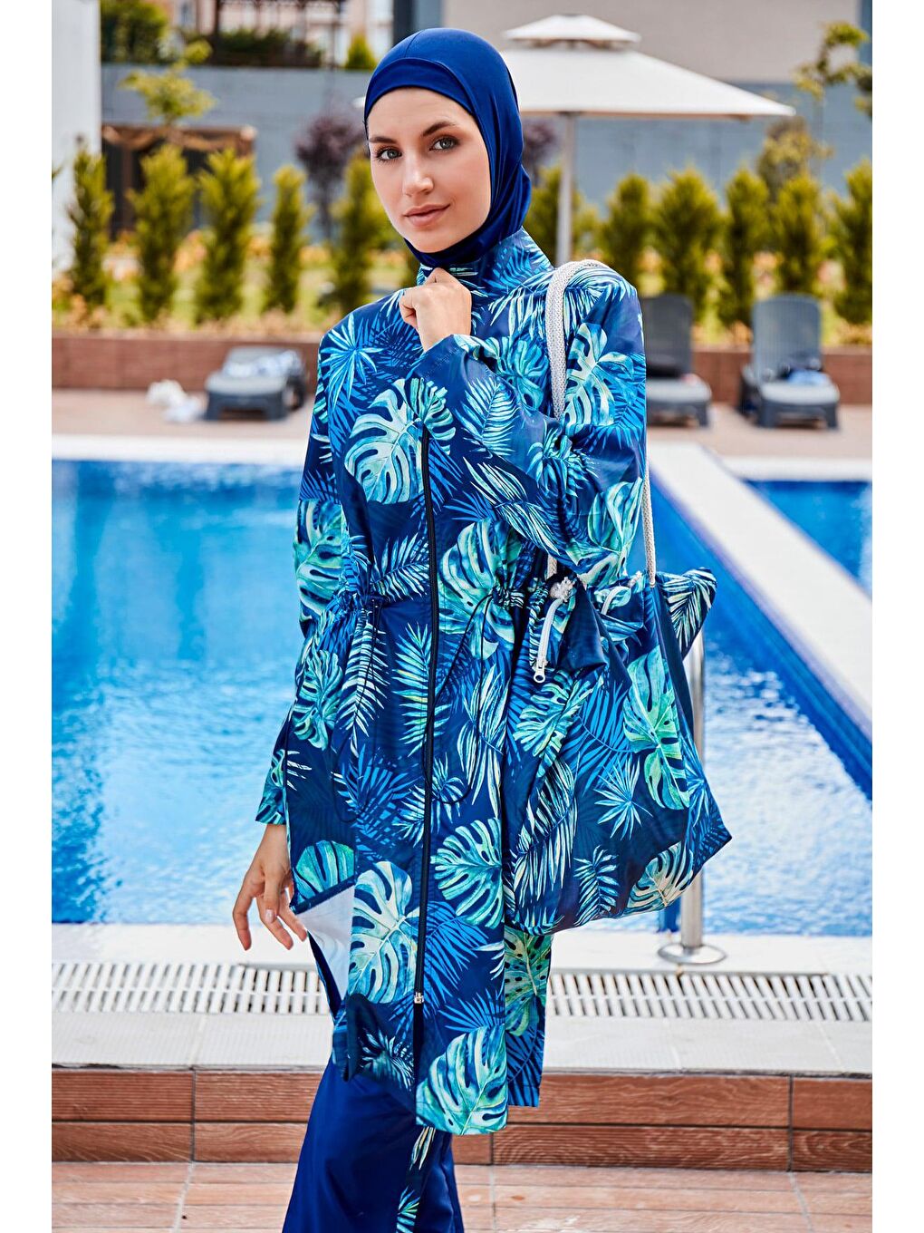 Lacivert Desenli Tam Kapalı Tesettür Mayo R2311-1