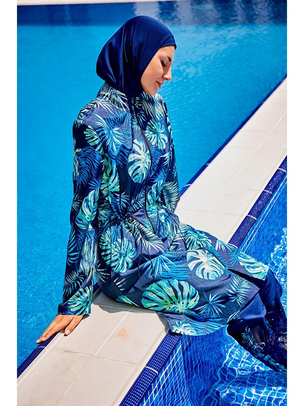 Lacivert Desenli Tam Kapalı Tesettür Mayo R2311-4