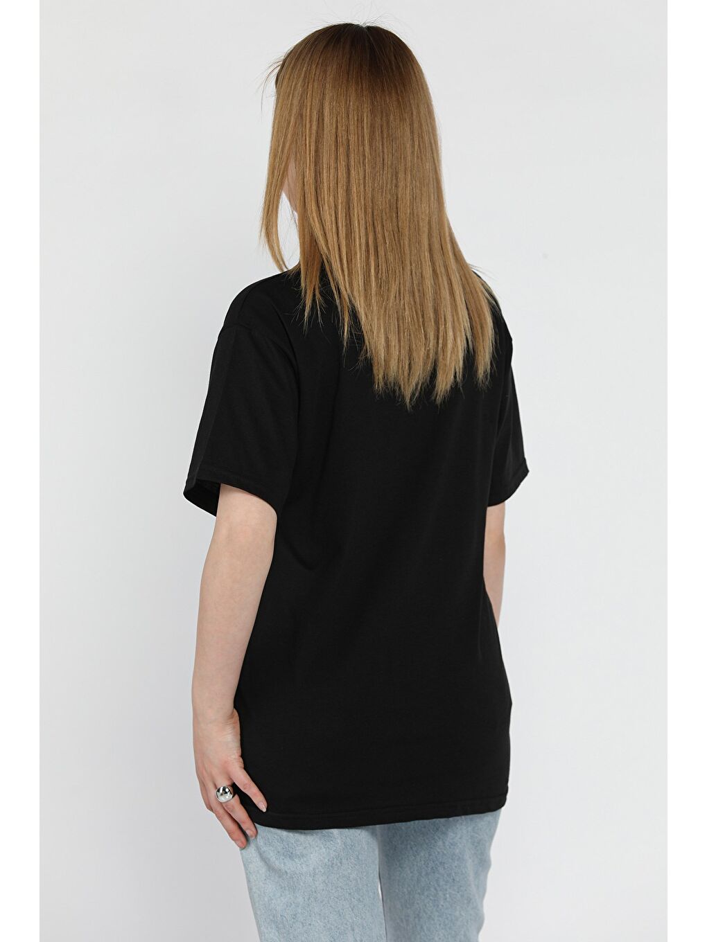 Siyah Yıldız Taşlı Bisiklet Yaka Kadın Tişört-2