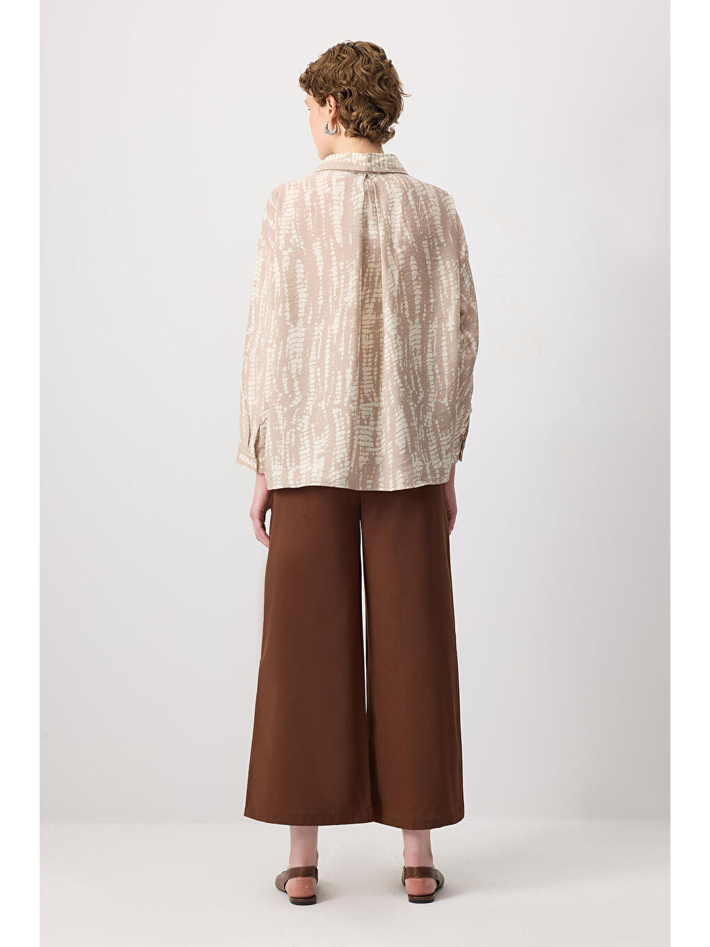 Bej Desenli Viskon Gömlek-3