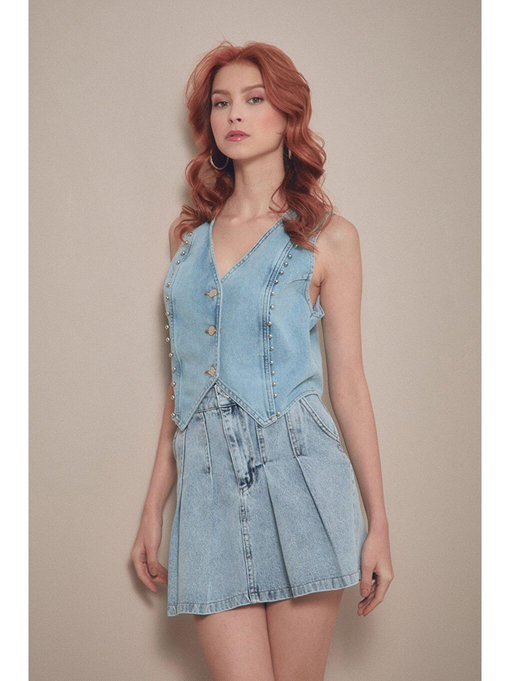 Mavi Taşlı Düğmeli Yelek-1