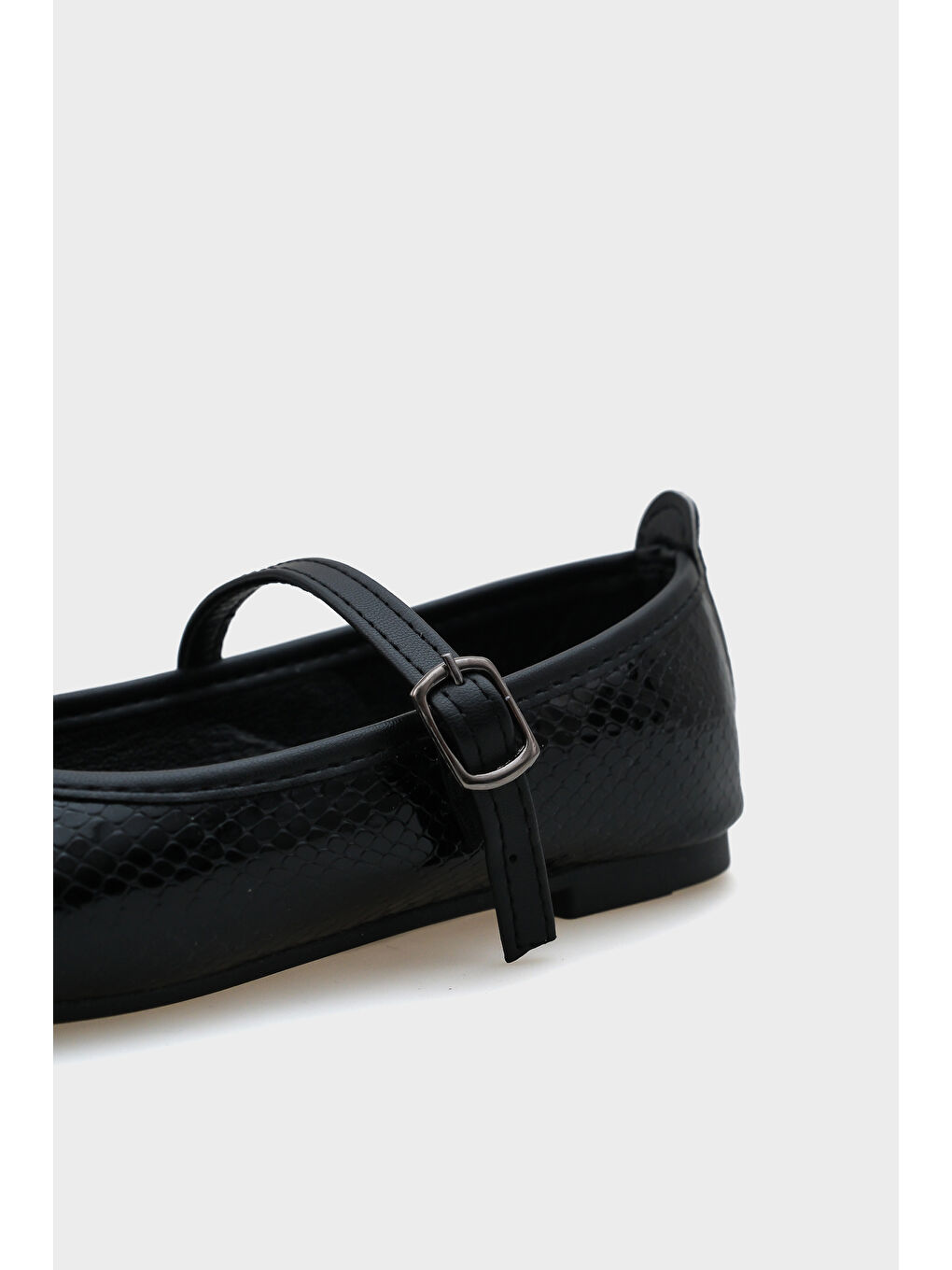 Capone Outfitters Siyah Hana Trend Kadın Babet - 3