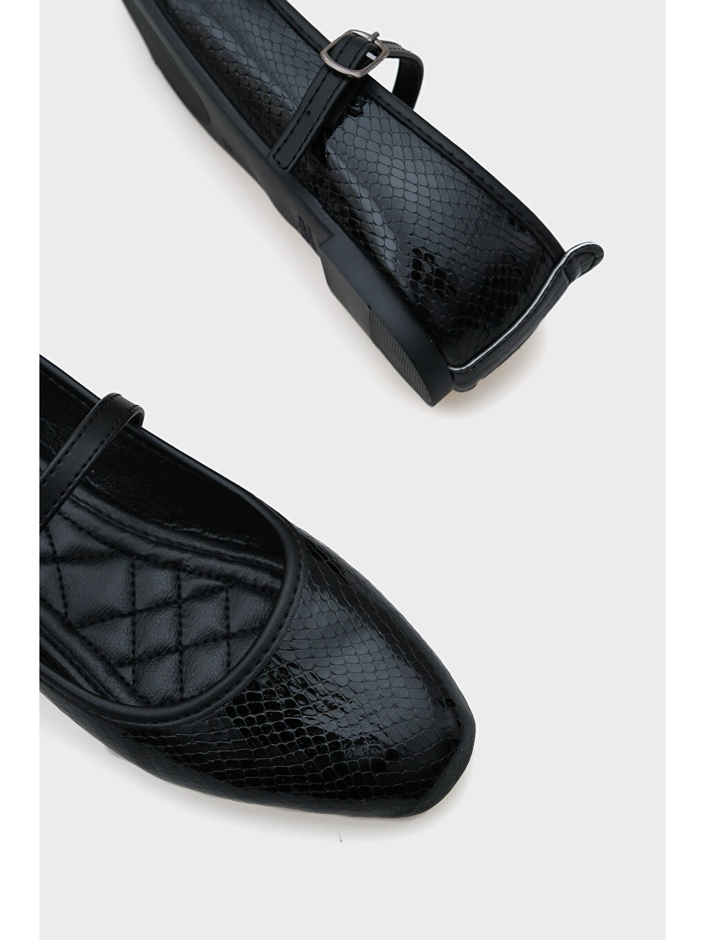 Capone Outfitters Siyah Hana Trend Kadın Babet - 4