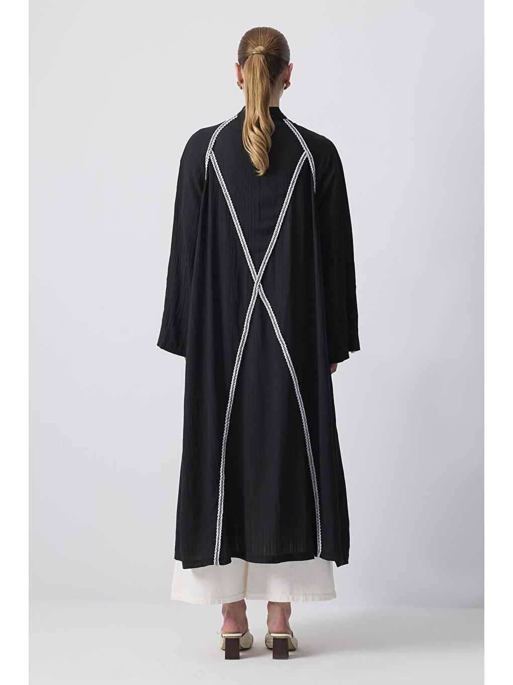 Siyah Kontrast Biyeli Gofre Kimono-3