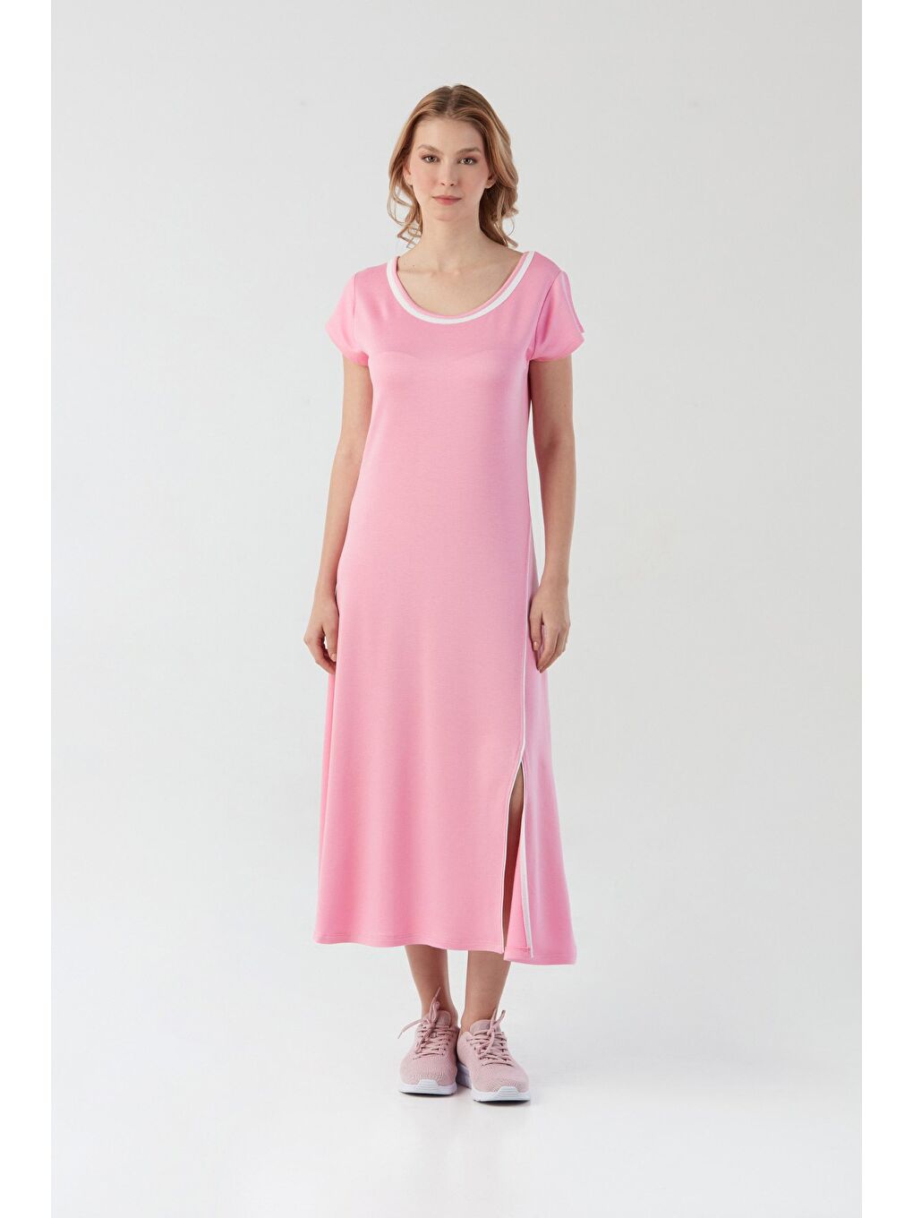 Pembe Basic Oversize Yırtmaçlı Biyeli Penye Elbise-1