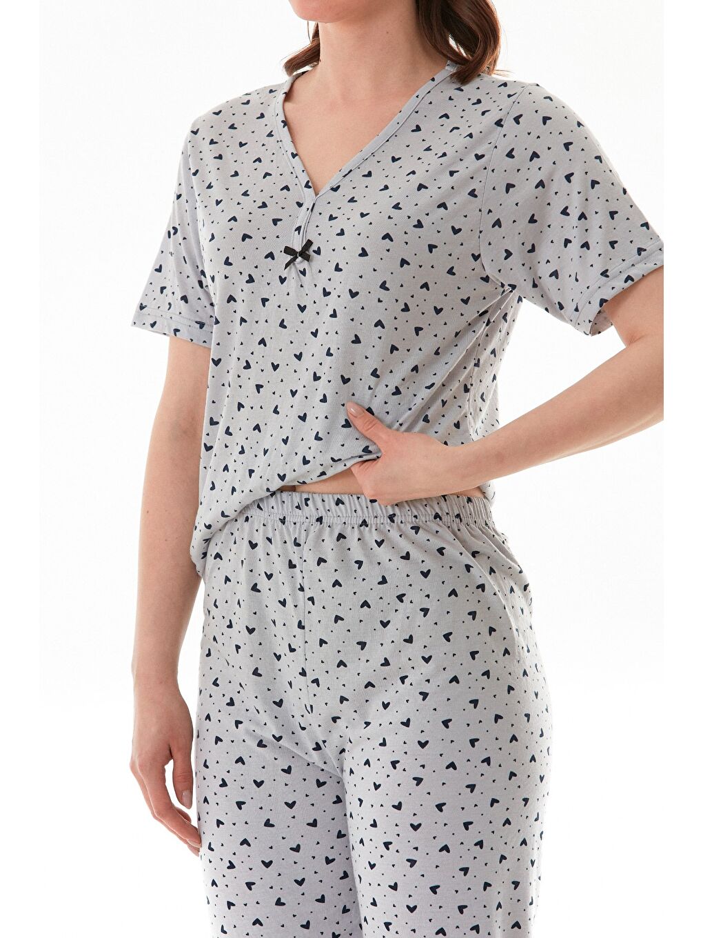 Gri Kalp Desenli Büyük Beden Kapri Pijama Takımı-4