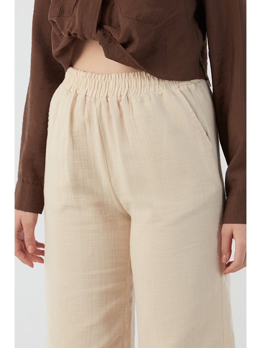 Bej Beli Lastikli Cepli Keten Pantolon-4