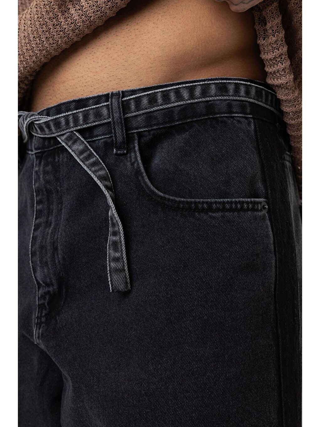 Kemer Detaylı Şeritli Baggy Jean Antrasit-6