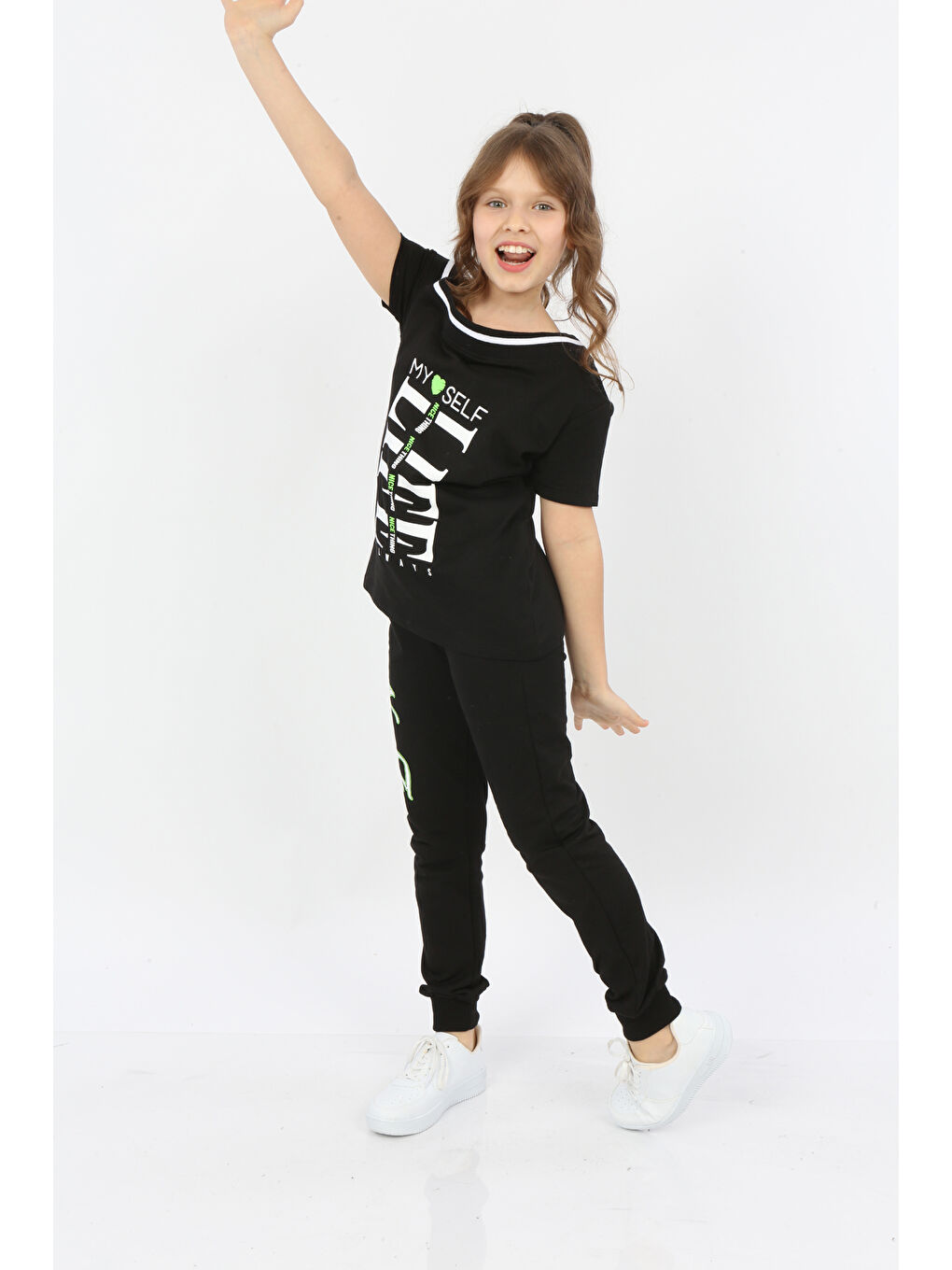Siyah Kız Çocuk My Self Baskılı Eşofman Takım-1