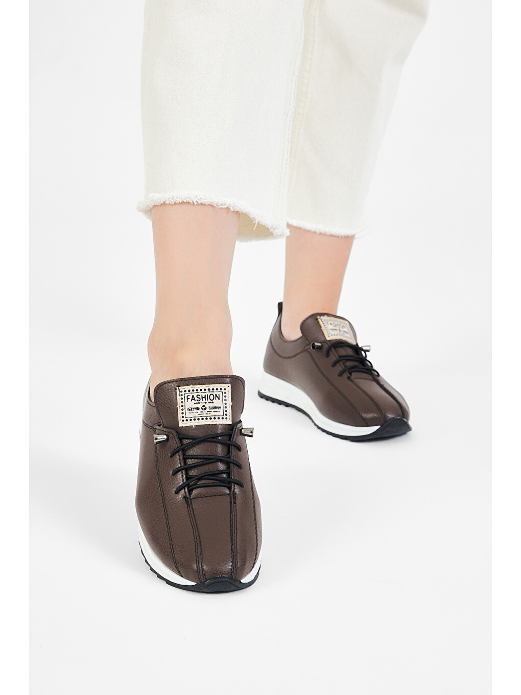Kahverengi Kadın Kahve Rahat Kalıp Ortopedik Bağcıklı Sneaker-3