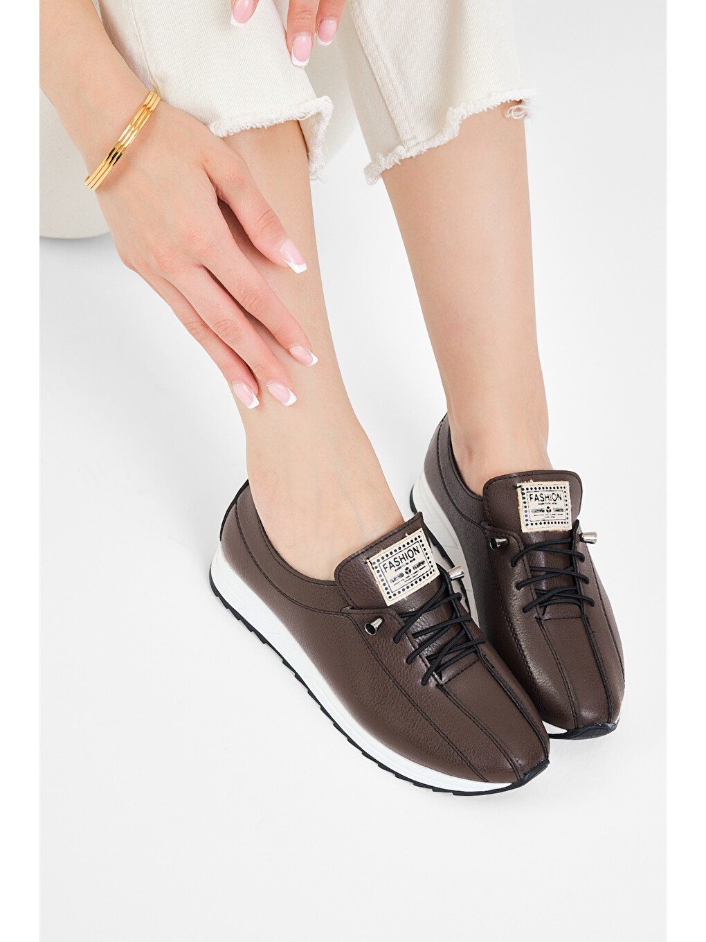 Kahverengi Kadın Kahve Rahat Kalıp Ortopedik Bağcıklı Sneaker-4