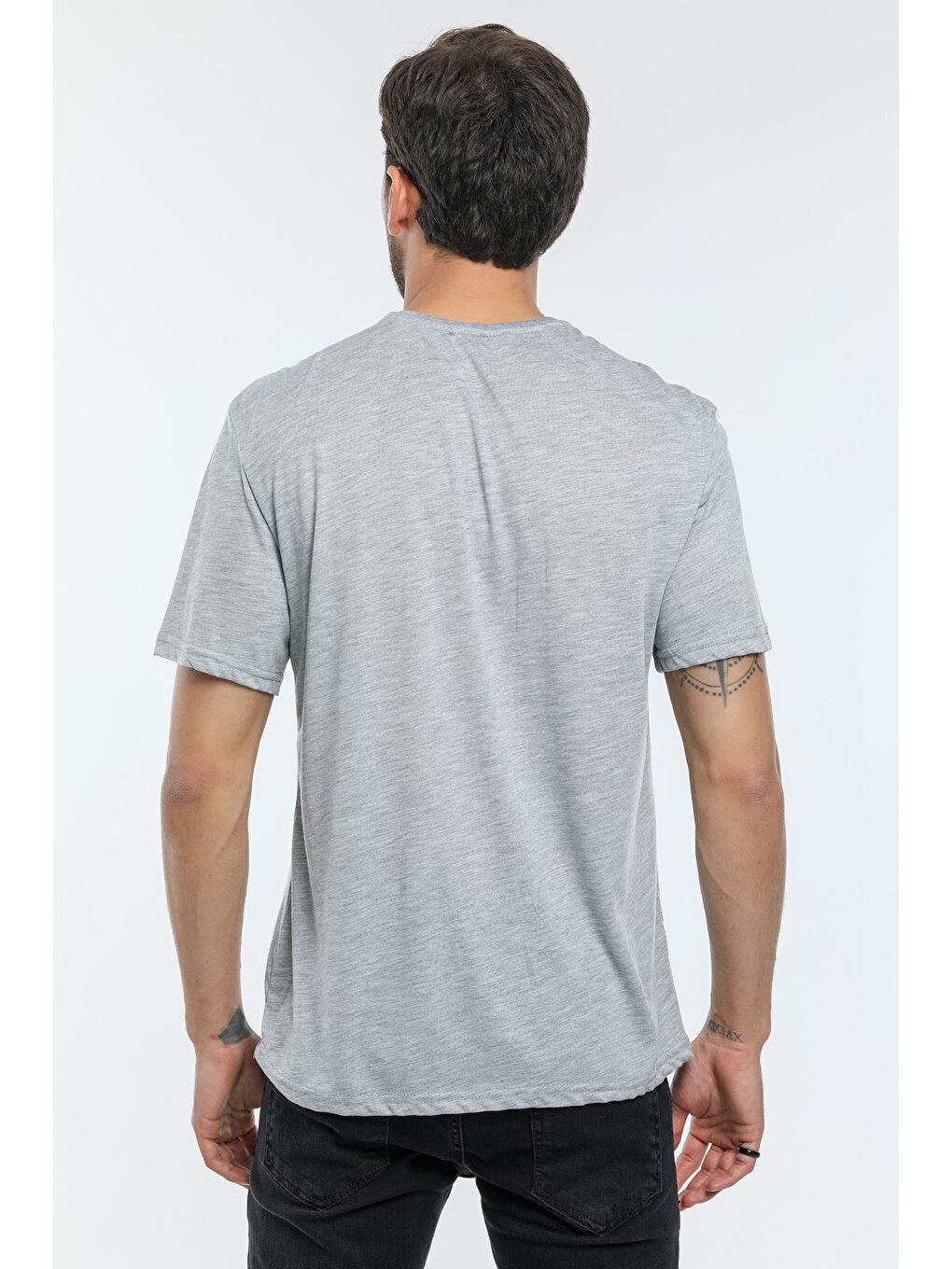 Gri Erkek Bisiklet Yaka El Yazılı Brooklyn Baskılı Büyük Beden Tişört SPR25TS32-1