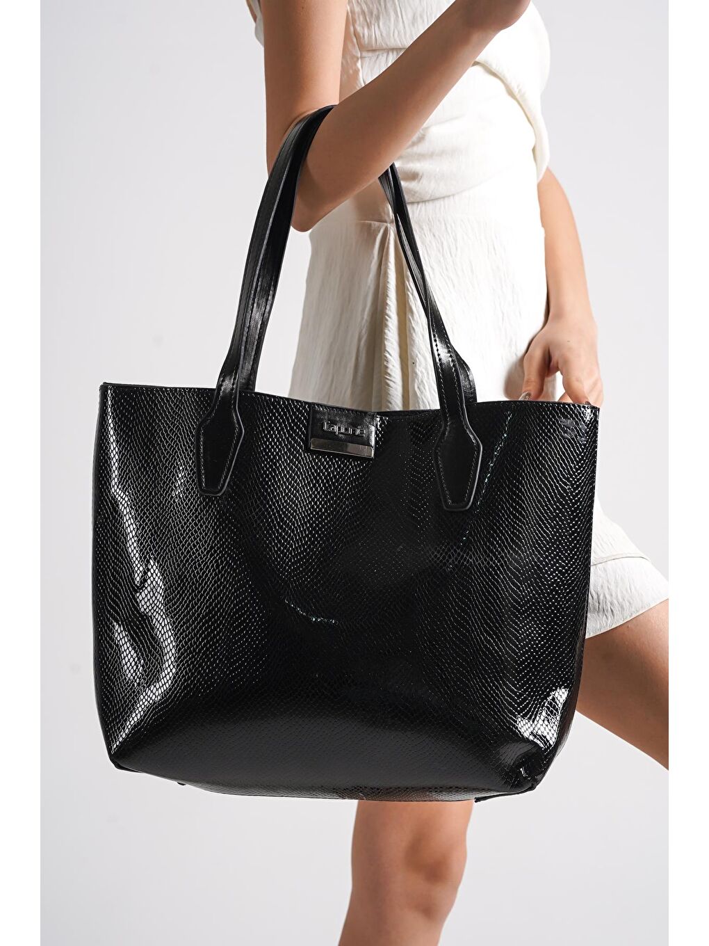 Siyah Bristol Kadın Omuz Çantası-1