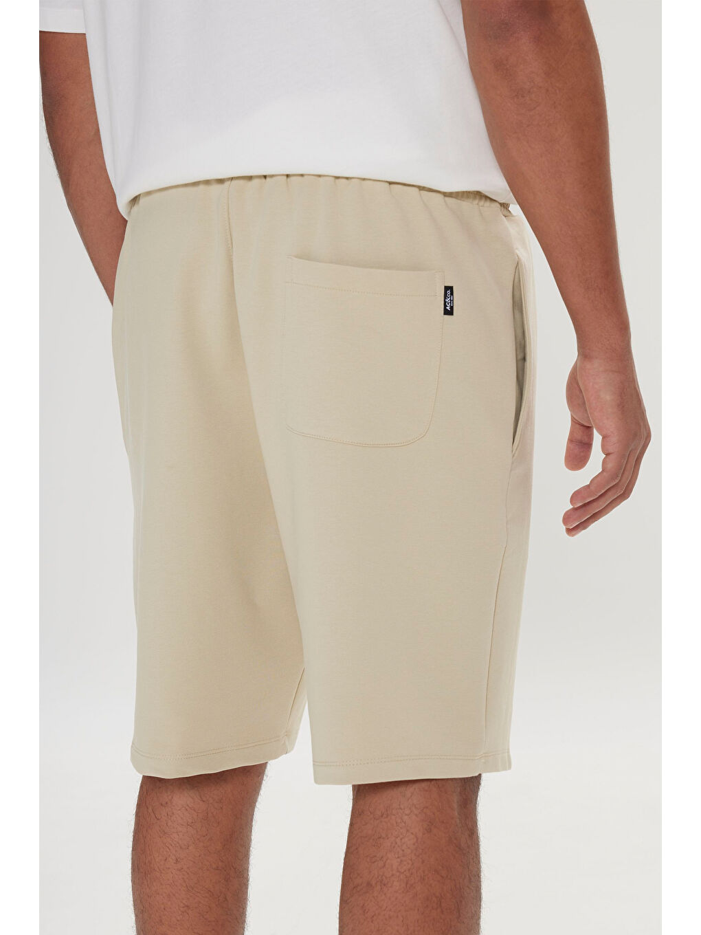 Erkek Bej Standart Fit Normal Kesim Pamuklu Esnek Örme Şort-4