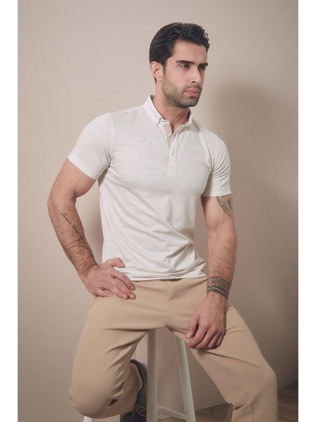 Bej Basic Polo Yaka Slim Fit Tişört-1