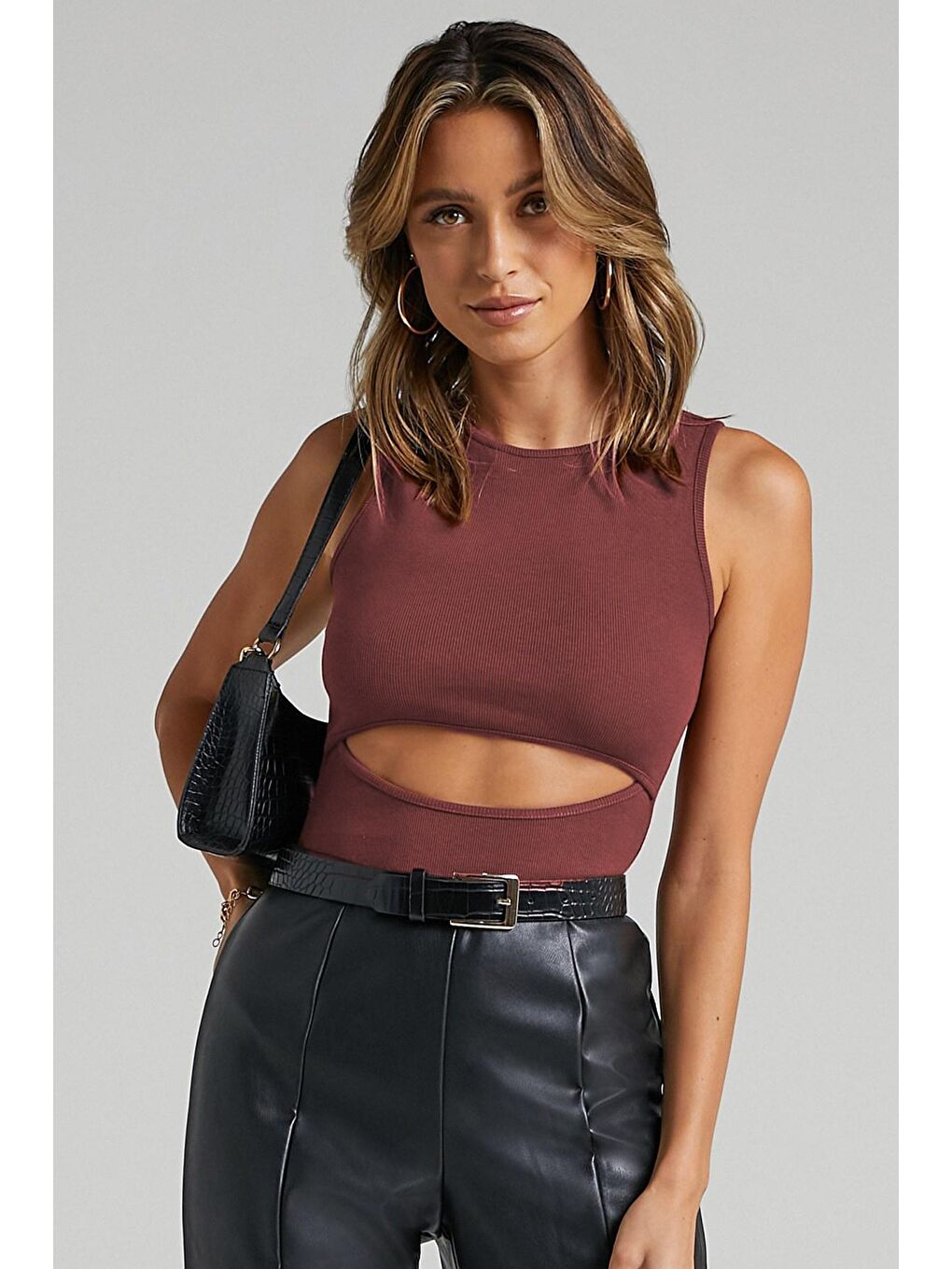 Kahverengi Yırtık Detaylı Basic Bodysuit-2