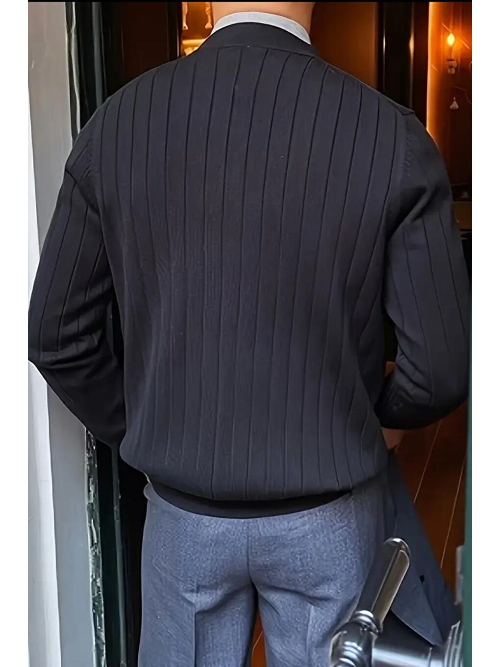 Siyah Michel Dar Kesim Slim Fit Düğmeli V Yaka Hırka Erkek Hırka-4