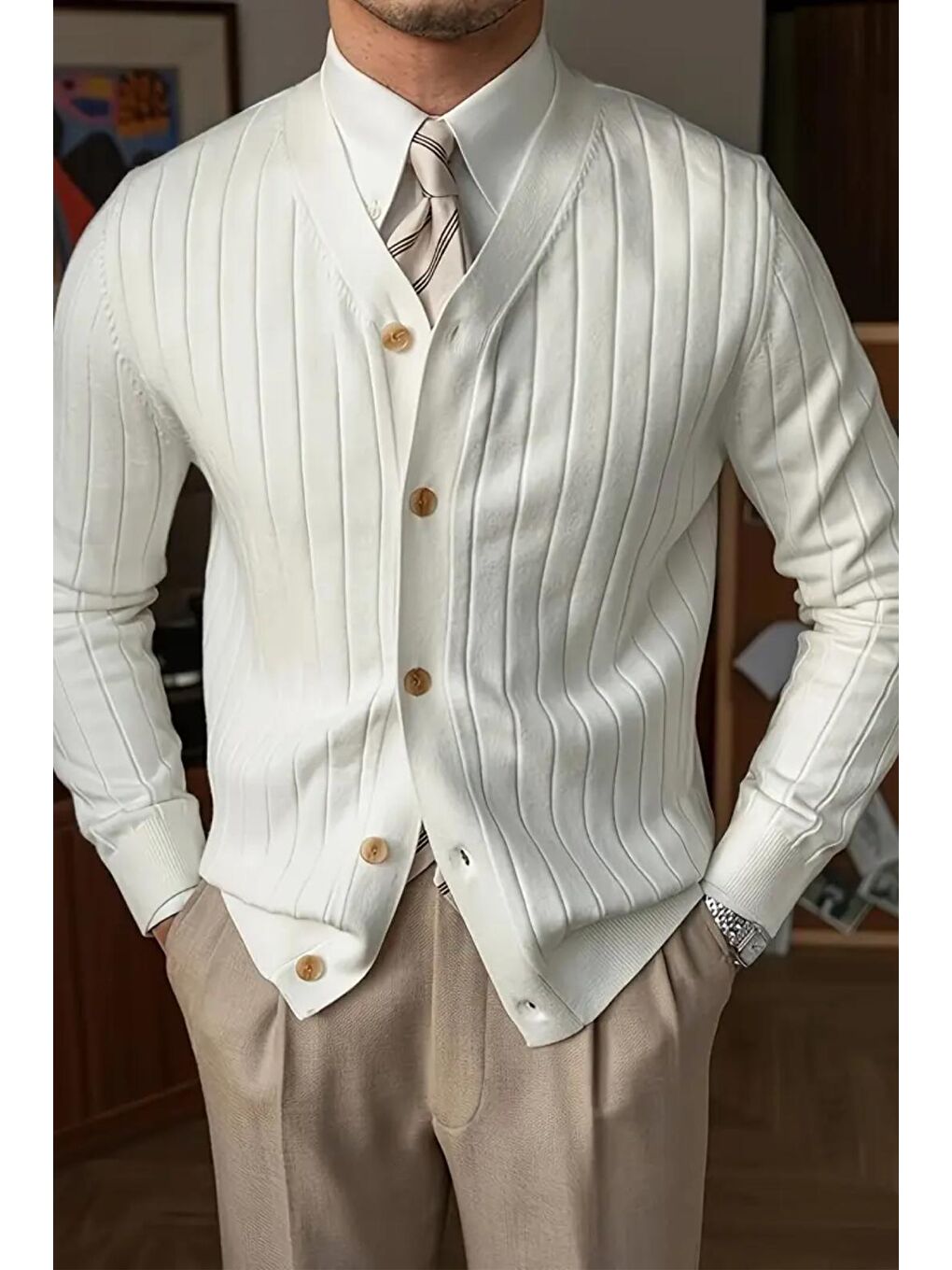 Beyaz Michel Dar Kesim Slim Fit Düğmeli V Yaka Hırka Erkek Hırka-1