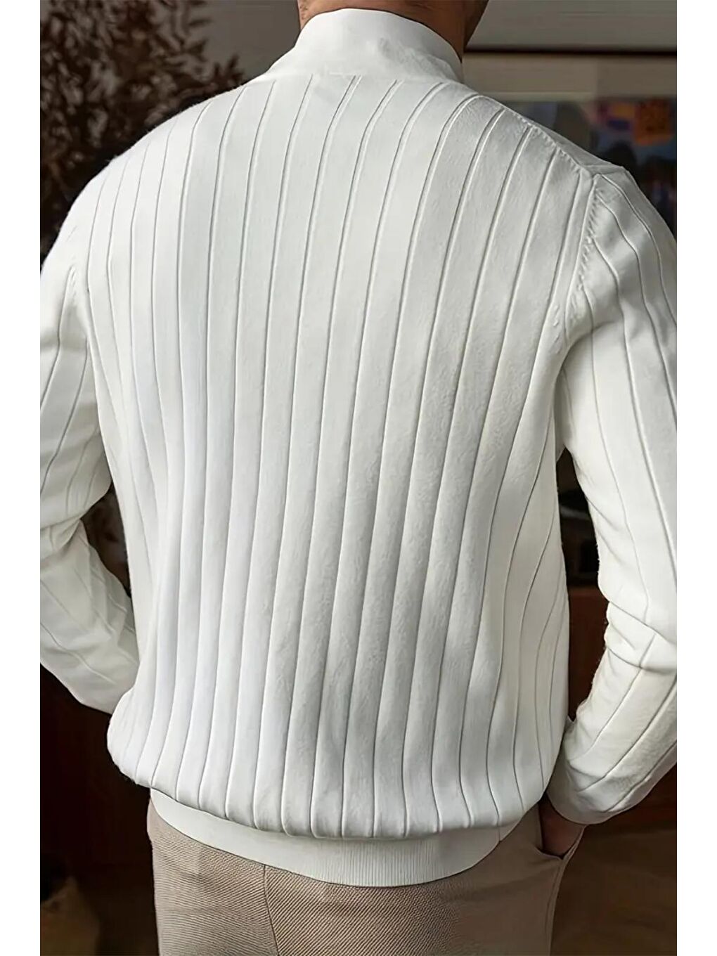 Beyaz Michel Dar Kesim Slim Fit Düğmeli V Yaka Hırka Erkek Hırka-4