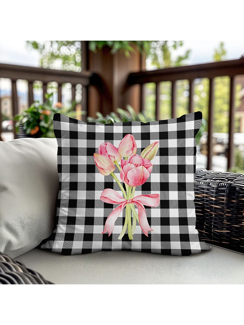 Karışık Bahar Temalı Kadife Kırlent Kılıfı 43x43 Cm Çift Taraf Baskı