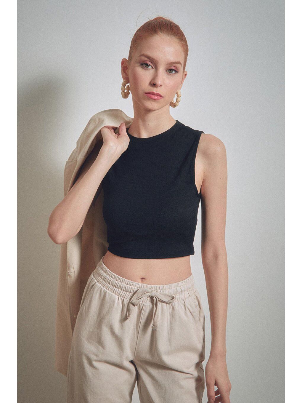 Siyah Bürümcük Kumaş Crop Body-1