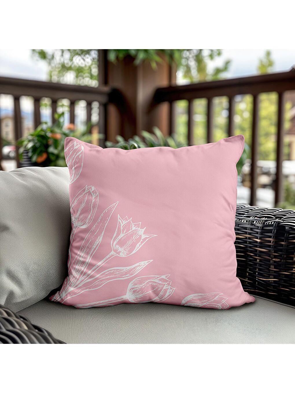 Karışık Bahar Temalı Kadife Kırlent Kılıfı 43x43 Cm Çift Taraf Baskı