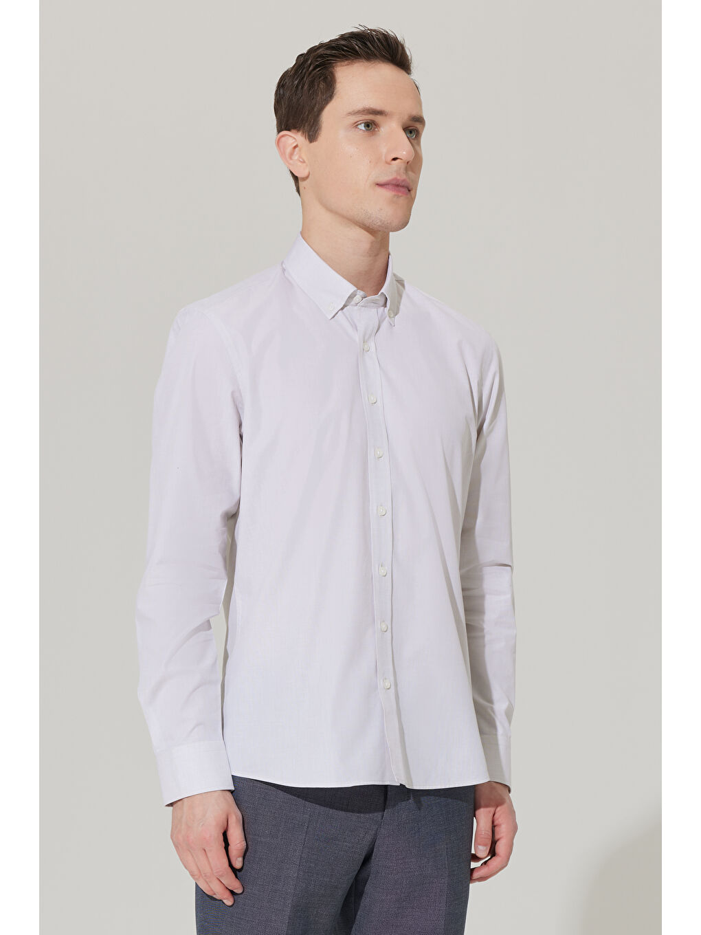 Erkek Bej Slim Fit Dar Kesim Düğmeli Yaka %100 Pamuk Gömlek-1