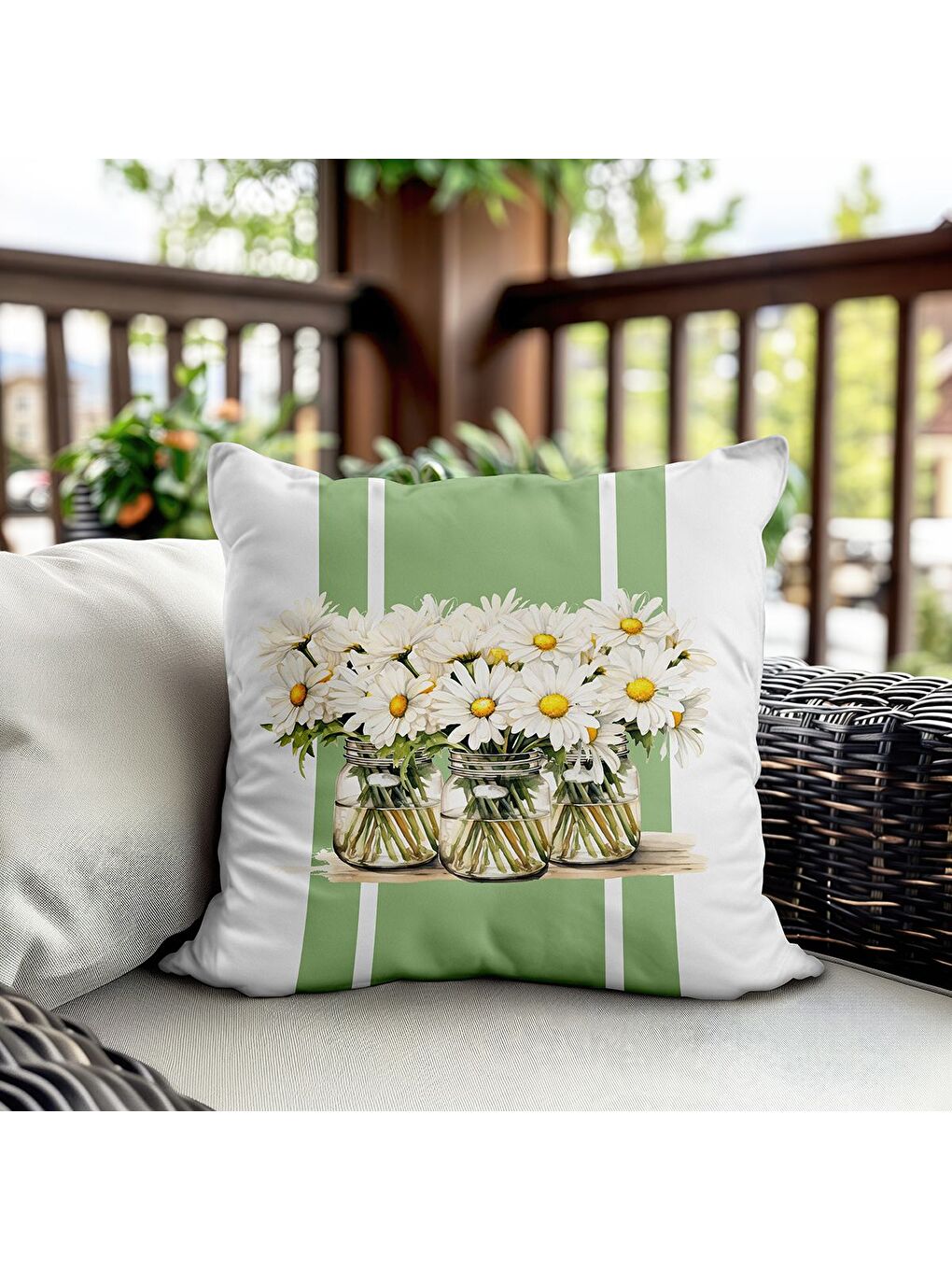 Karışık Bahar Temalı Kadife Kırlent Kılıfı 43x43 Cm Çift Taraf Baskı