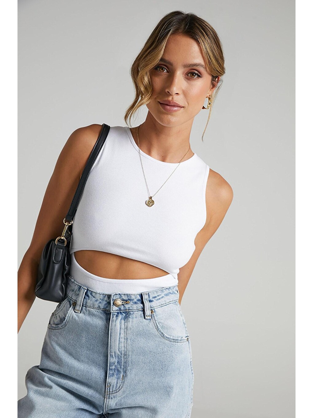 Beyaz Yırtık Detaylı Basic Bodysuit-2