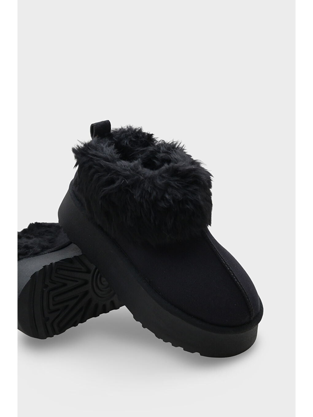 Siyah Aubry Kadın Tüylü Bot-3