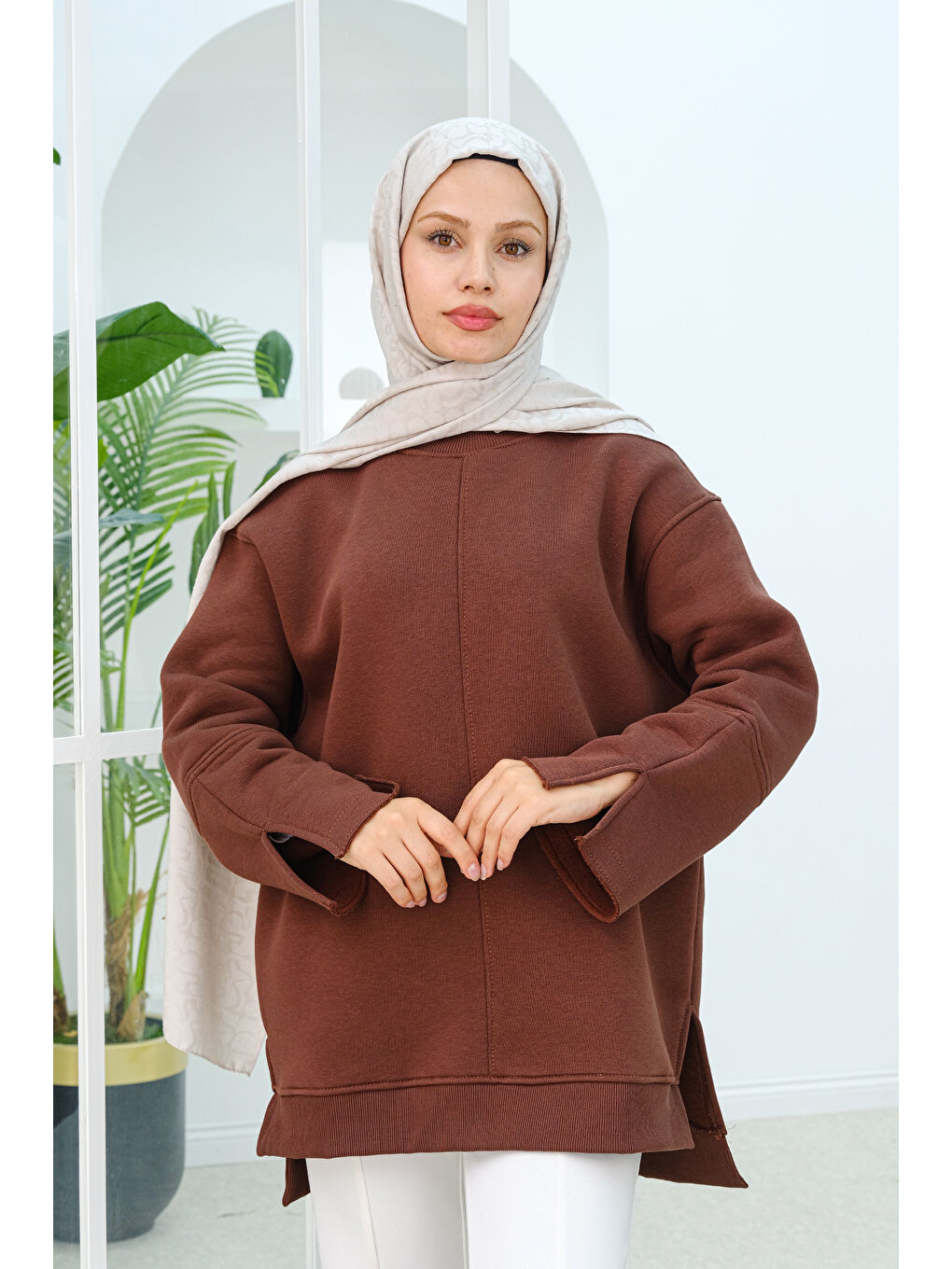 Locco Moda Bilek Yırtmaç Detaylı Oversize Sweatshirt  Kahverengi - 1