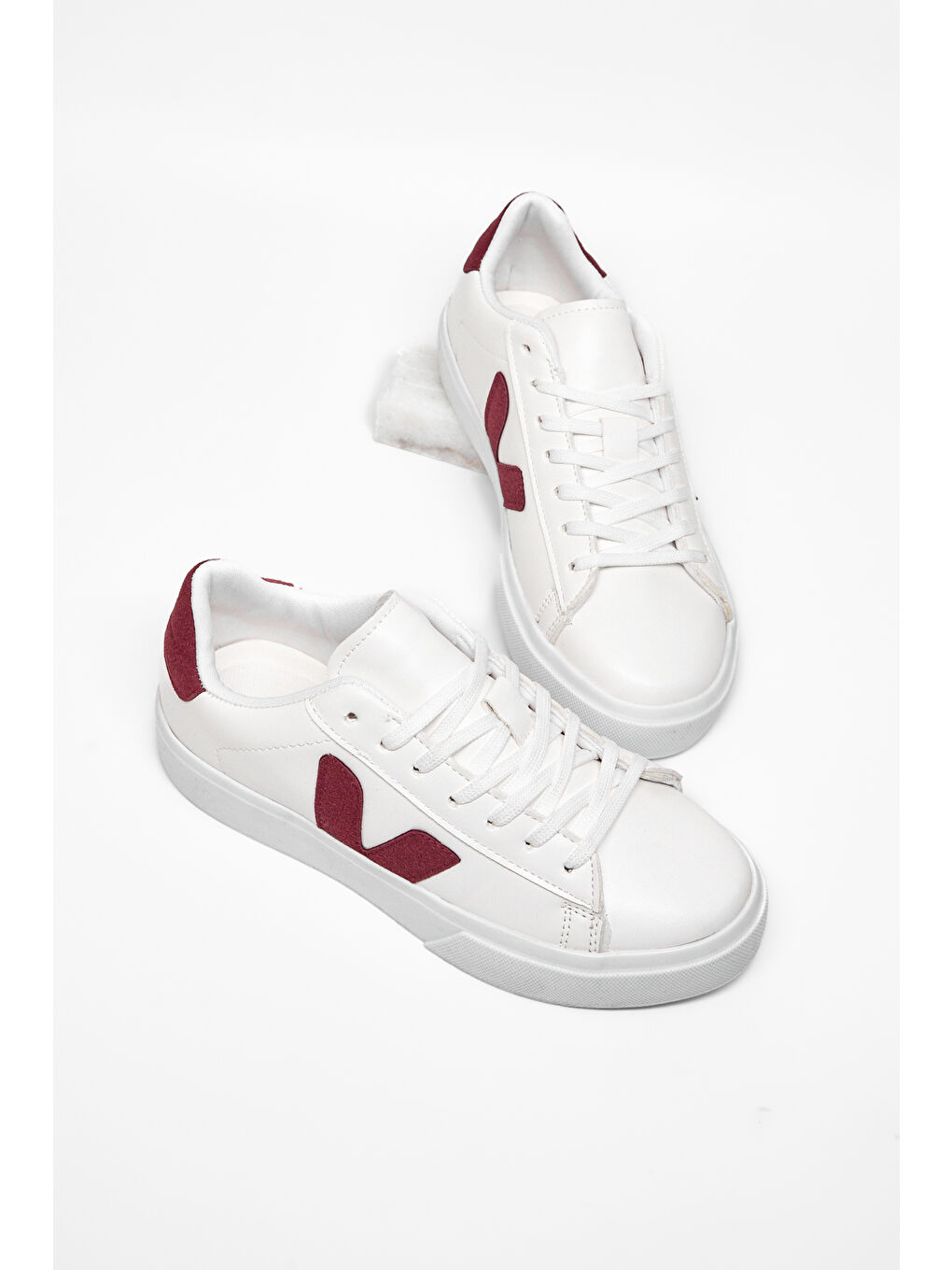 Kadın Beyaz Bordo Kauçuk Taban Rahat Bağcıklı Sneaker-4