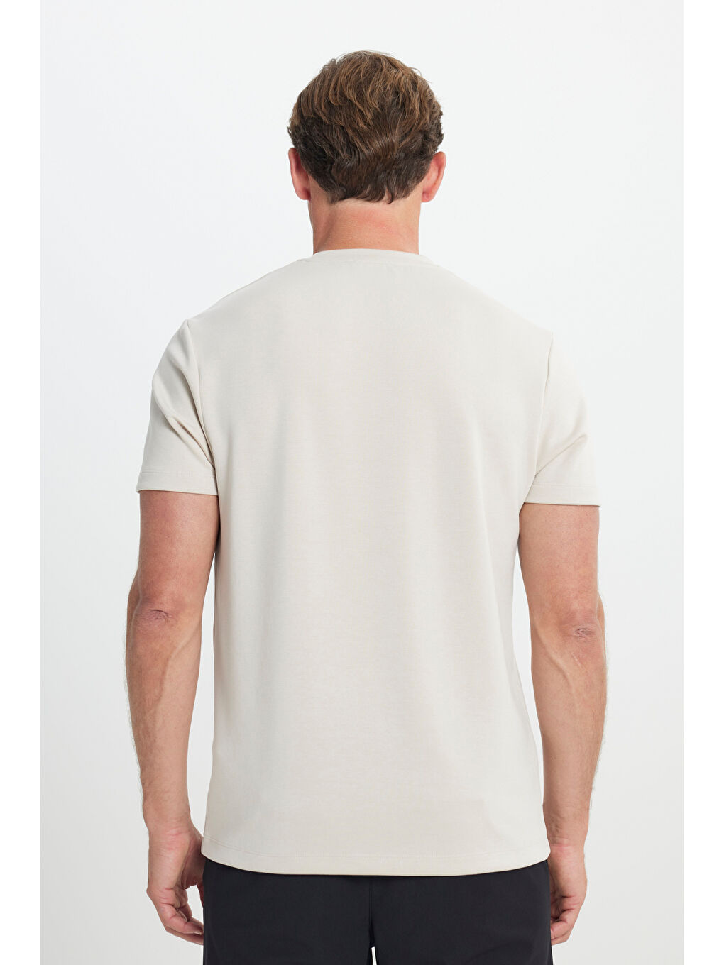 Erkek Bej Standart Fit Normal Kesim Bisiklet Yaka Esnek Tişört-4