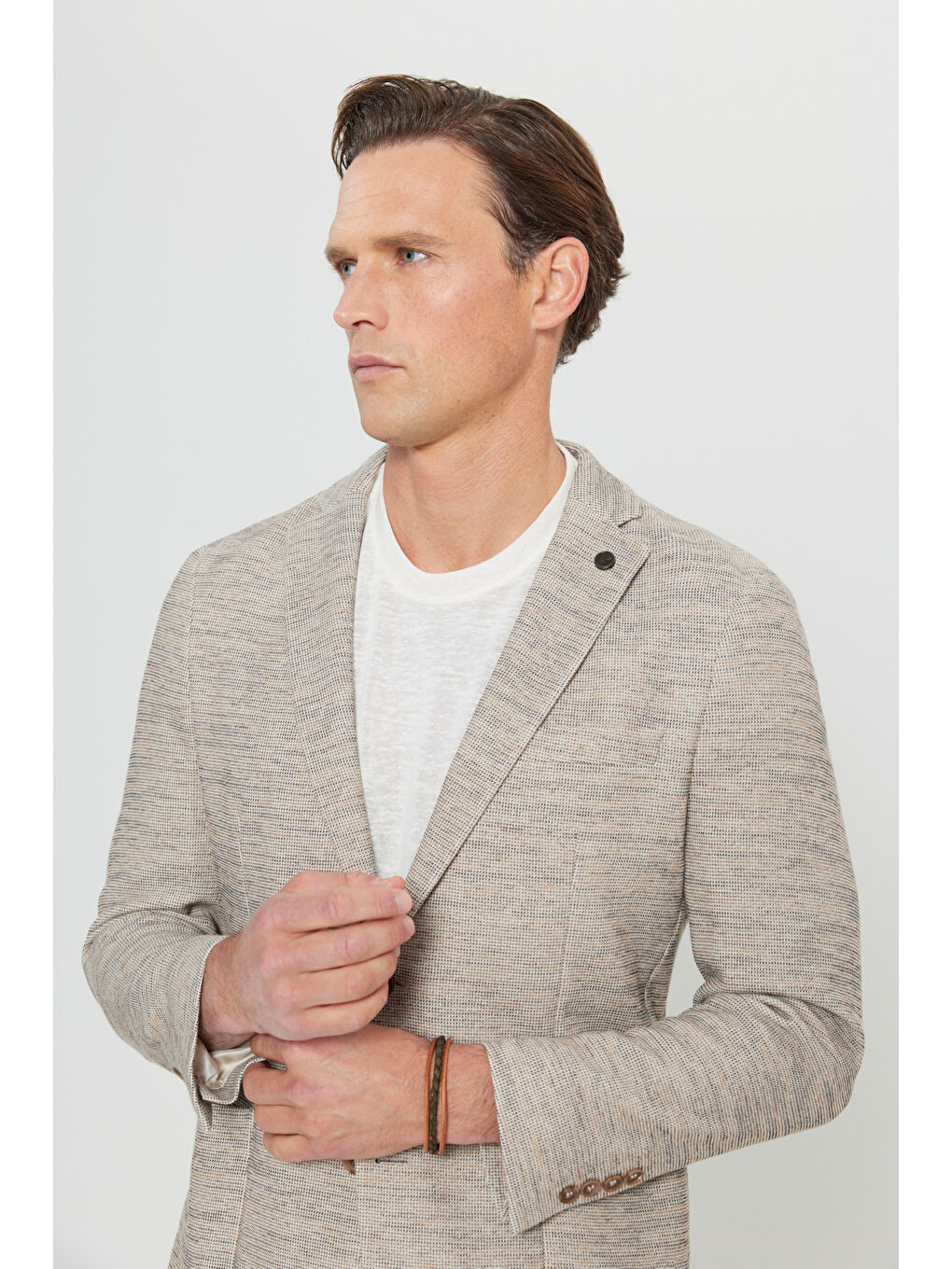 Erkek Bej Pamuklu Slim Fit Dar Kesim Mono Yaka Armürlü Torba Cepli Blazer Ceket-4