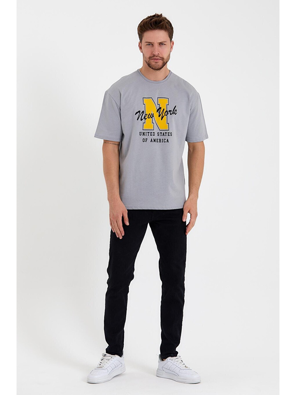 Gri Erkek Bisiklet Yaka Regular Fit N Baskılı Tişort Spr22ts113