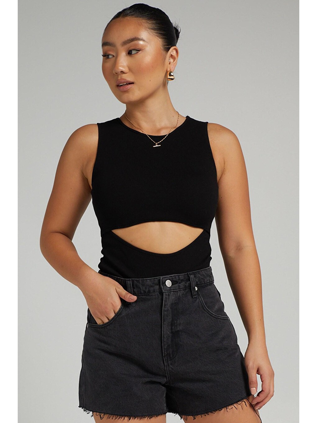 Siyah Yırtık Detaylı Basic Bodysuit-1