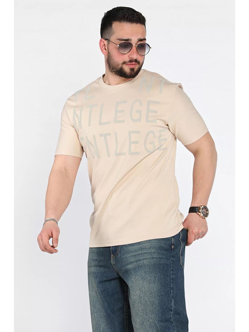 Bej Erkek Bisiklet Yaka Harf Baskılı Tişört-1