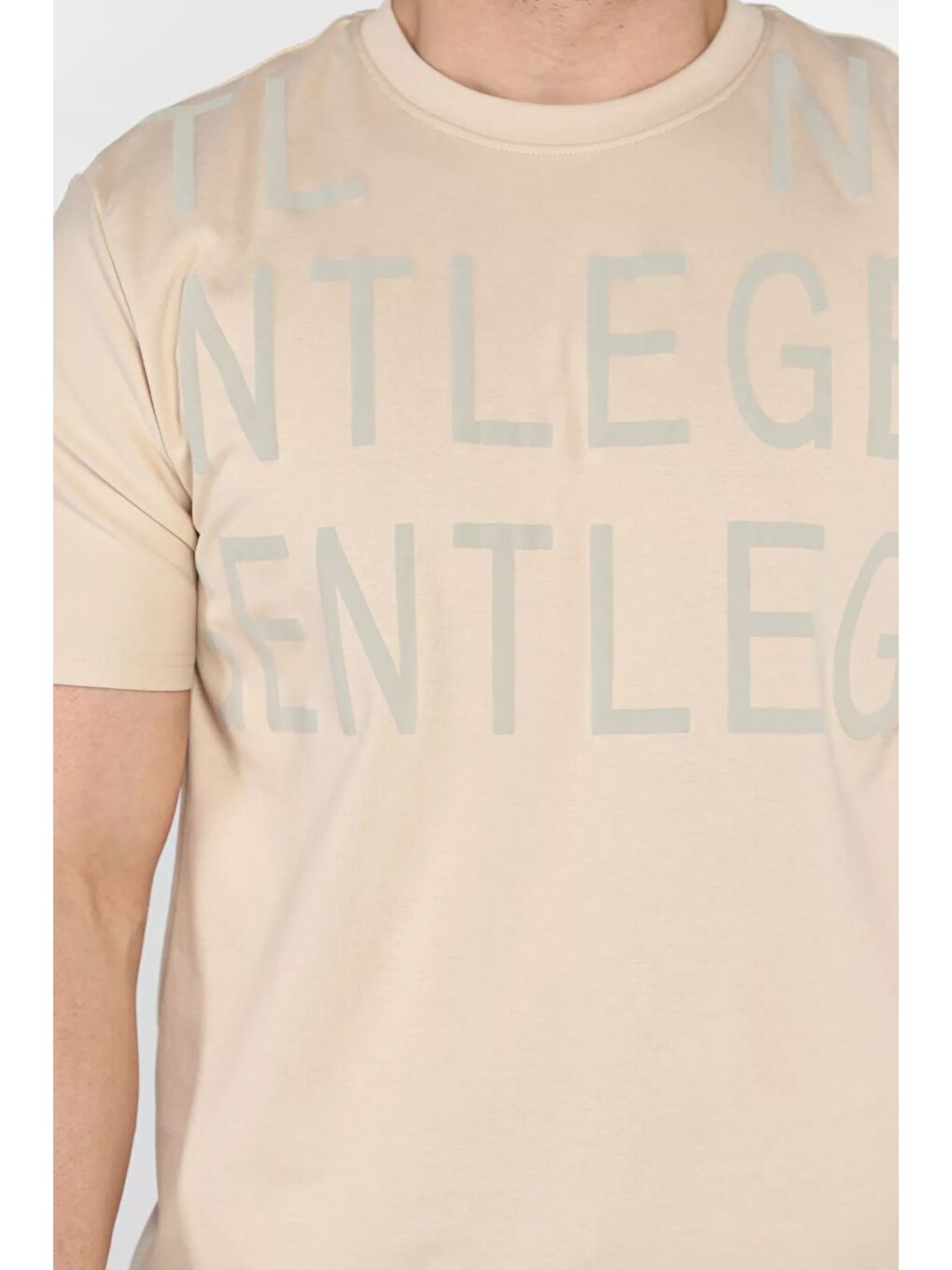 Bej Erkek Bisiklet Yaka Harf Baskılı Tişört-3
