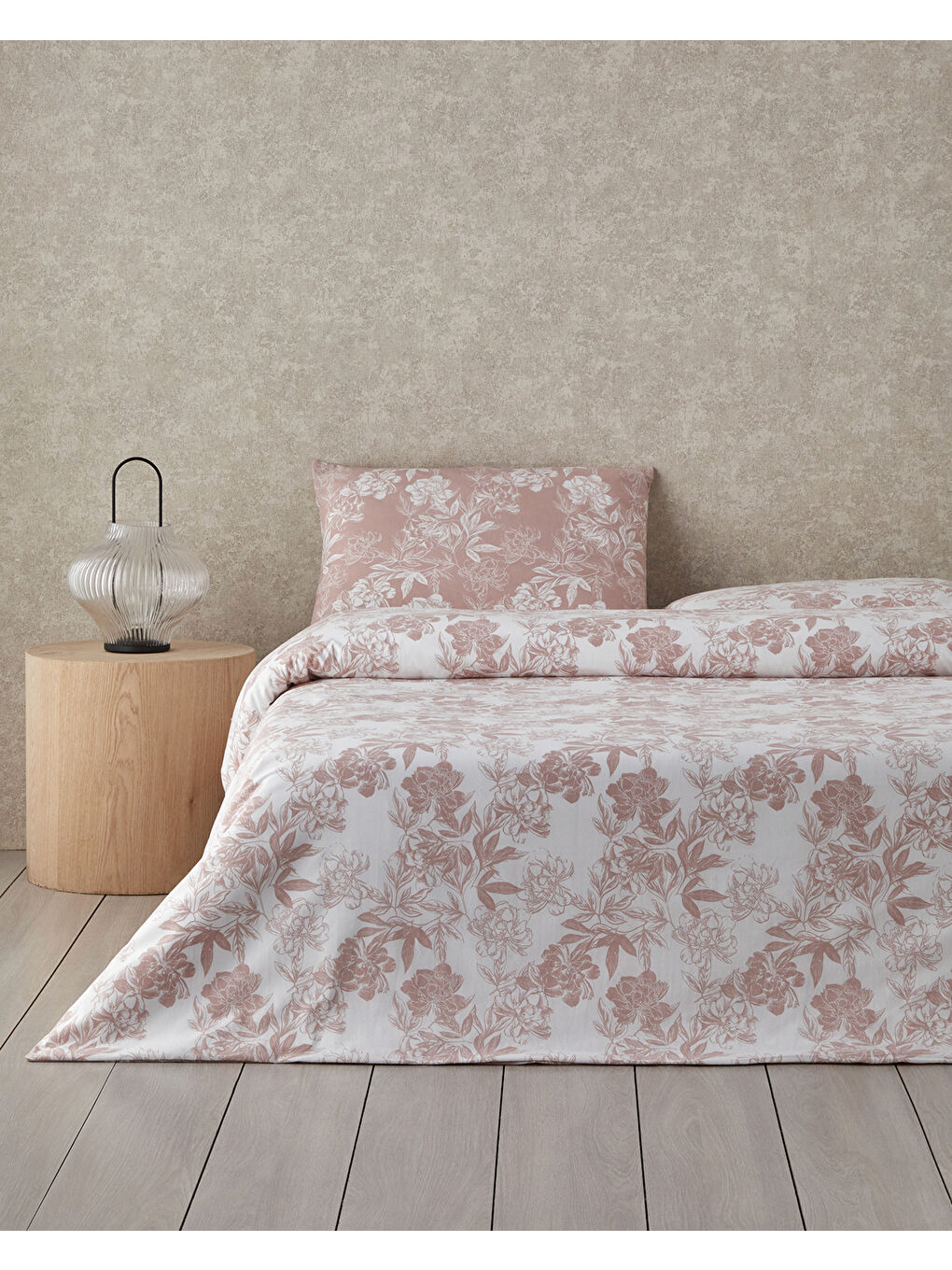 Floral Vine Kolay Ütülenir Tek Kişilik Nevresim Takımı 160x220 cm Pembe-1