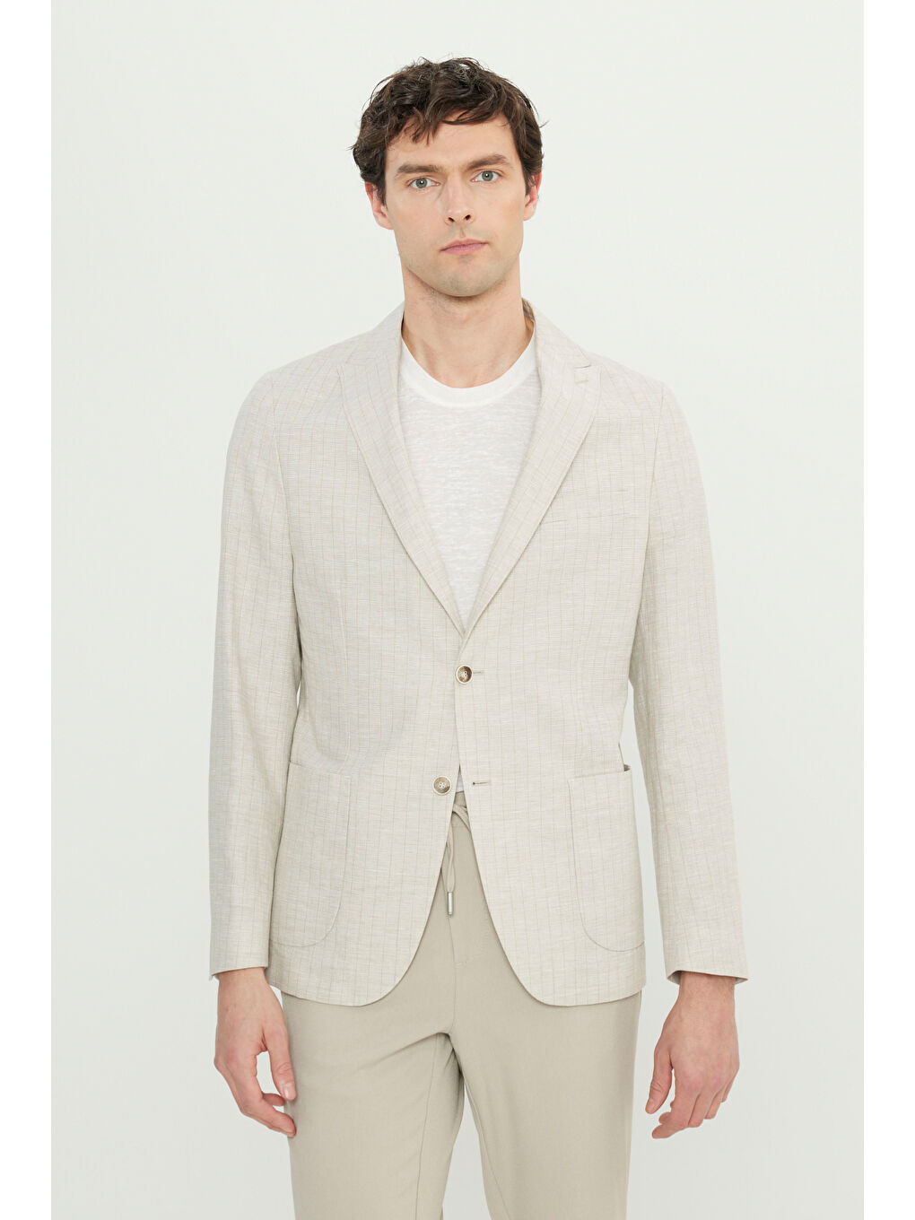 Erkek Bej Keten Slim Fit Dar Kesim Kırlangıç Yaka Torba Cepli Çizgili Blazer Ceket-2