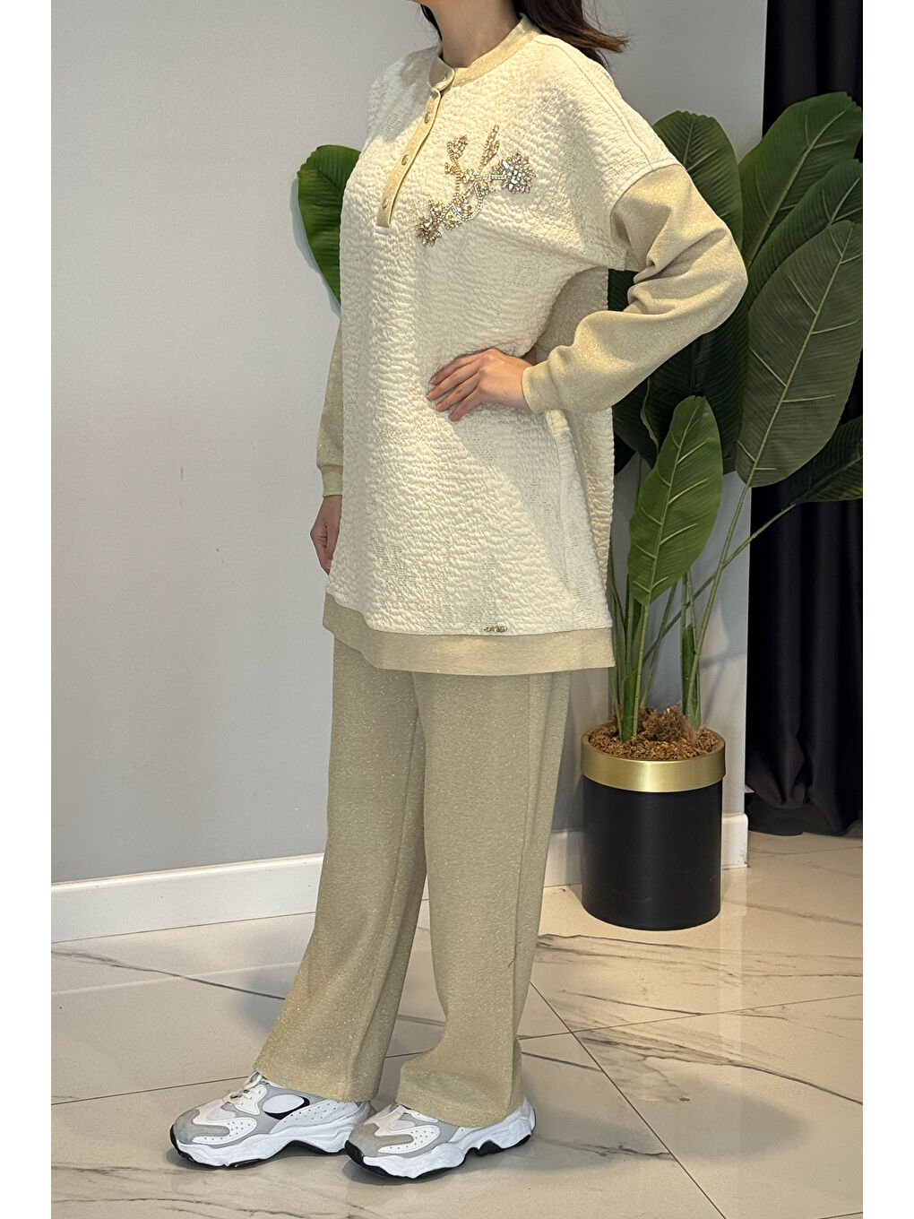 Ekru Kadın Boncuk İşleme Detay Simli Örme Kumaş Tunik Pantolon Takım 7323 Krem-2