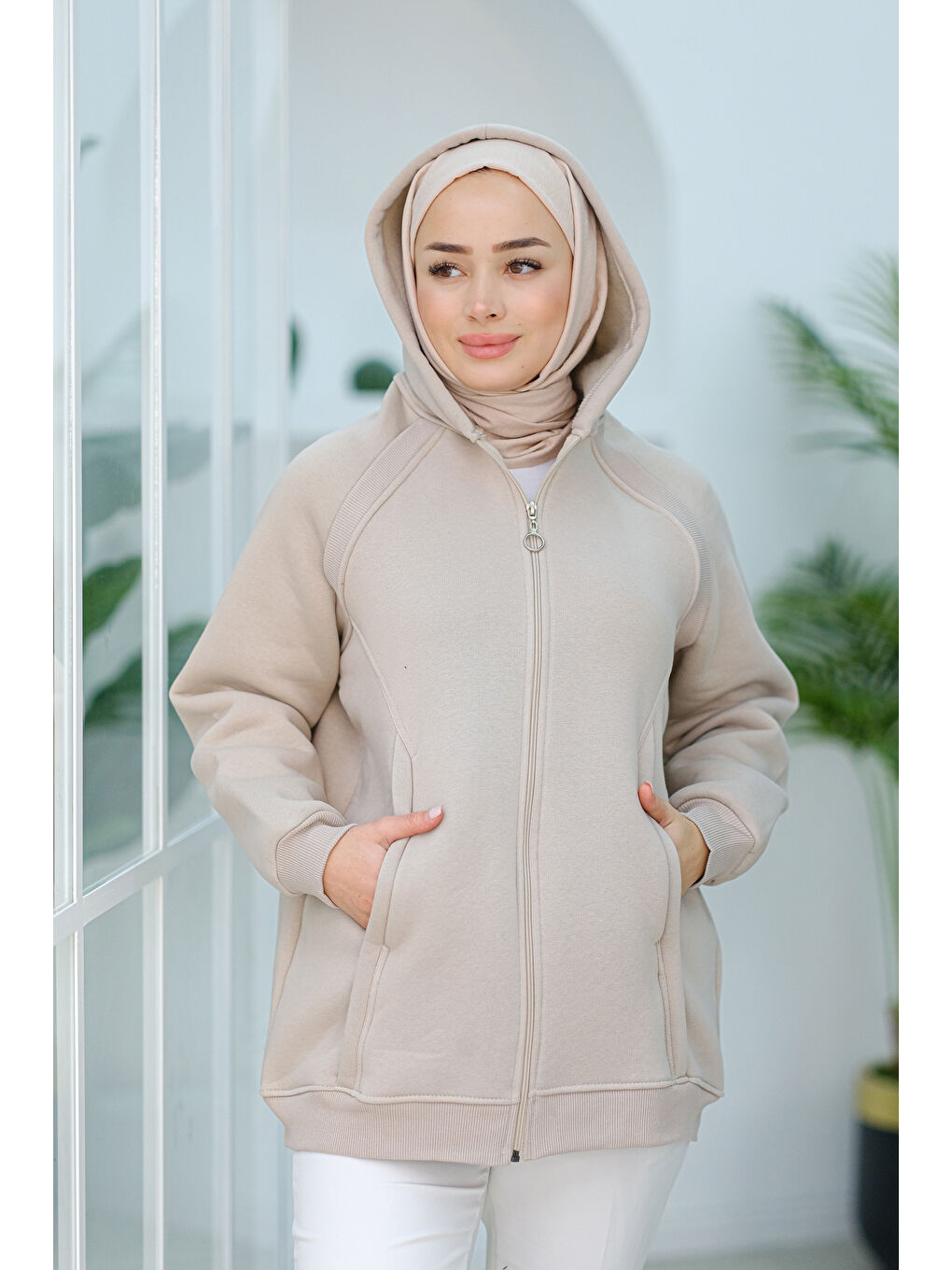 Ekru Süveter Detay Kapüşonlu Hırka Krem-2