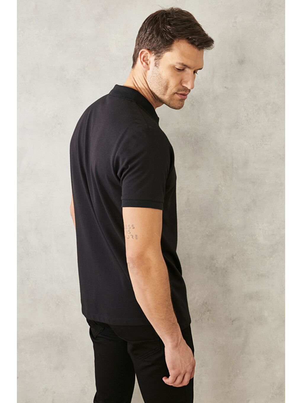 Siyah Erkek SIYAH-NARCICEGI-SARI-LACIVERT-LACI 5'li Paket Pamuklu Kumaş Slim Fit Polo Yaka Tişört-7